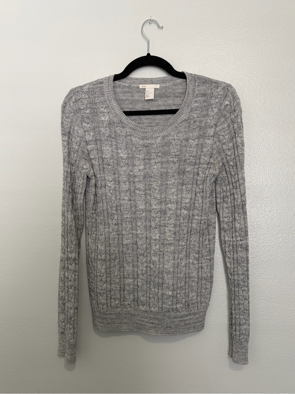 H&M Basic Women's S Gray Cable Knit Crewneck Sweater